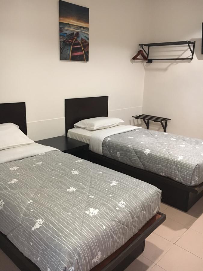 Galaxy Inn Lumut Exterior photo